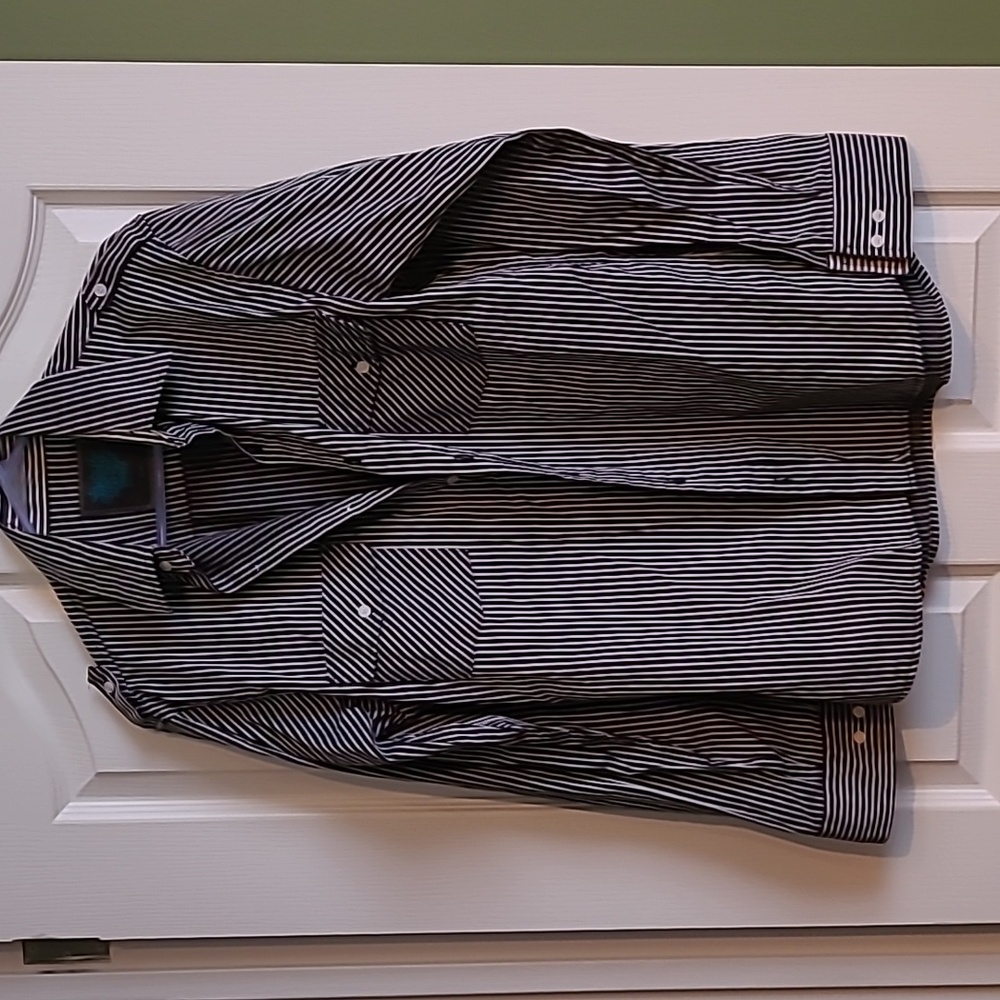 Men's dress shirt